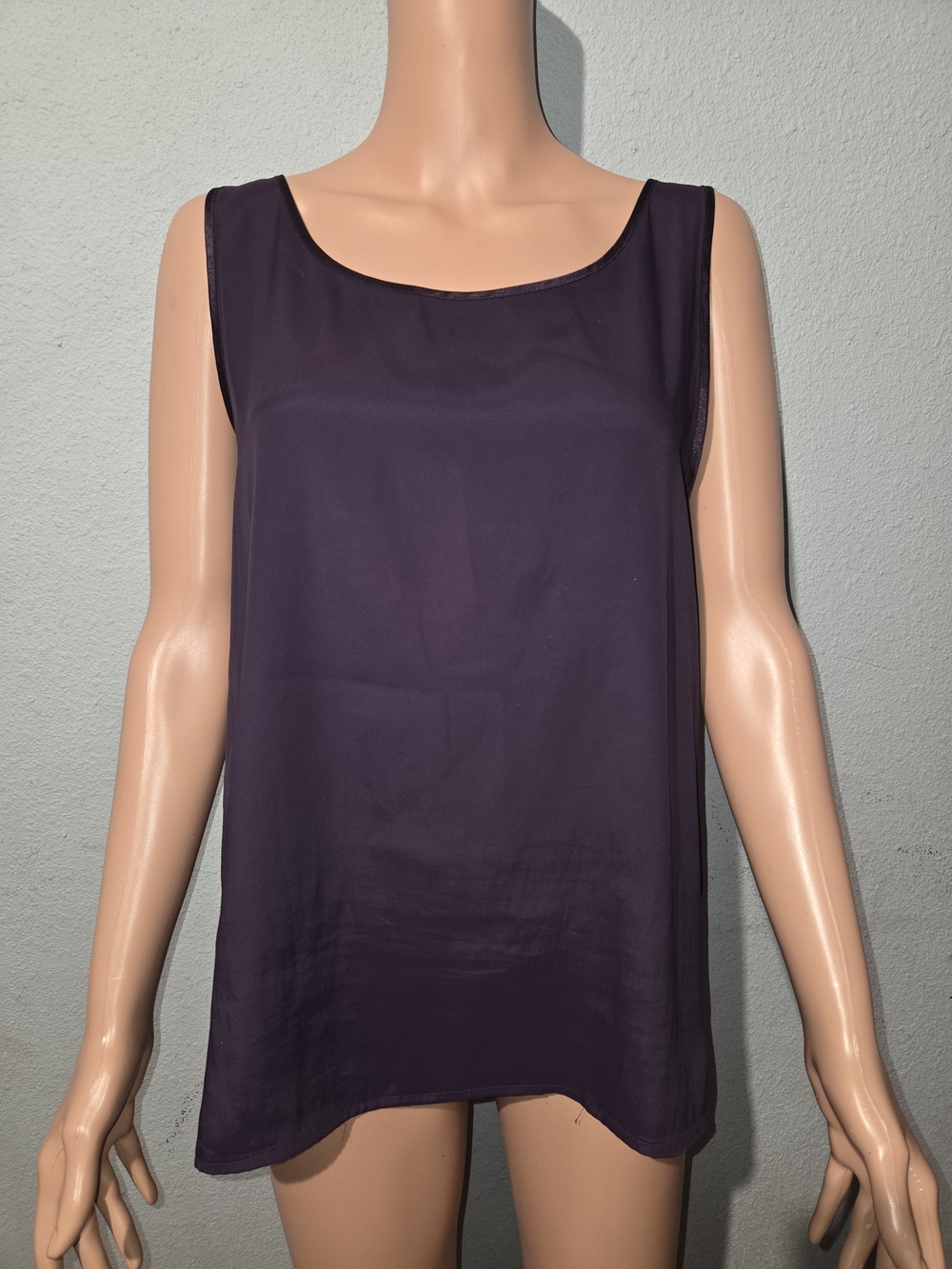 Liz Baker Sleeveless Scoop Neck Camisole in Plum